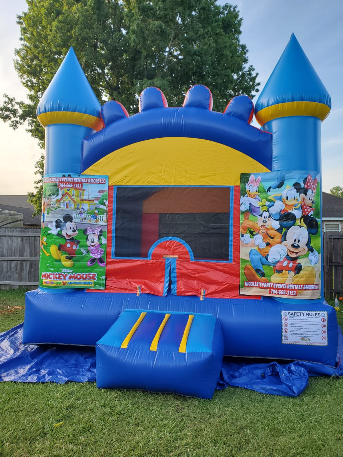 Bounce House Rental: Blue Delight - Blue and Yellow Castle
