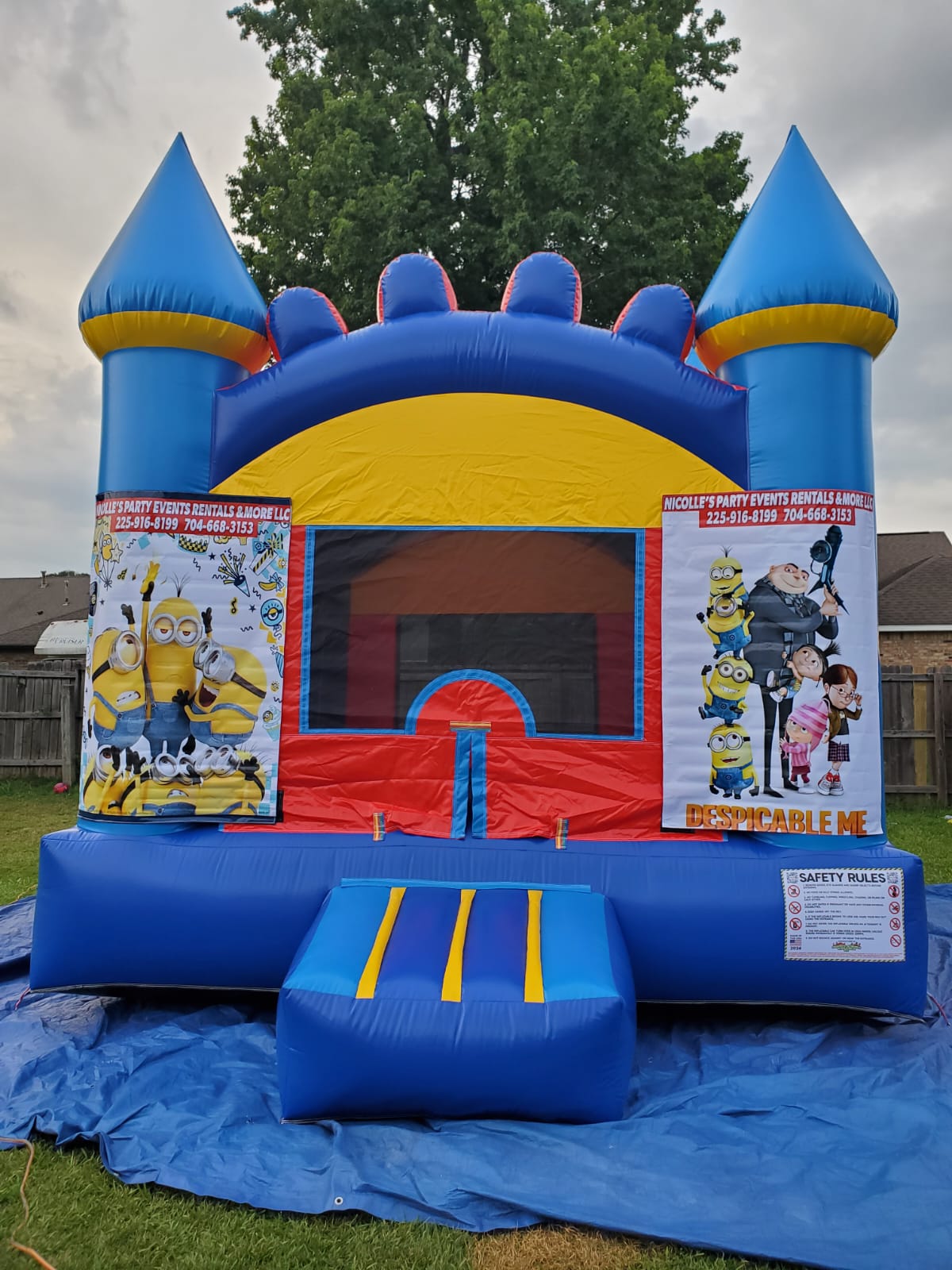Bounce House Rental: Blue Delight - Blue and Yellow Castle