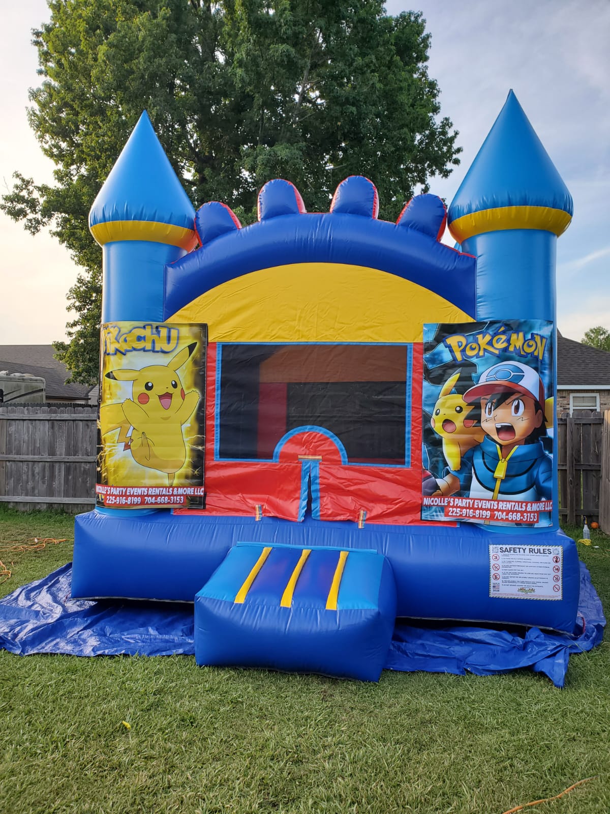 Bounce House Rental: Blue Delight - Blue and Yellow Castle