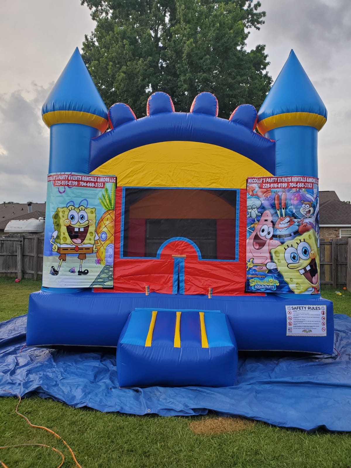 Bounce House Rental: Blue Delight - Blue and Yellow Castle